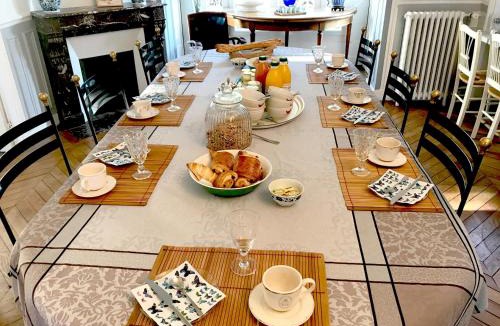 Le Chesnay Bed & Breakfast | Les Chambres de LOUIS
