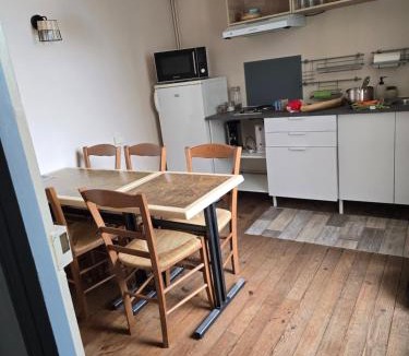 Bonnat Apartment | les chambres de Mémé