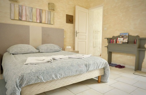 Arleux Bed & Breakfast | Les chambres du Moulin - Lower bedroom