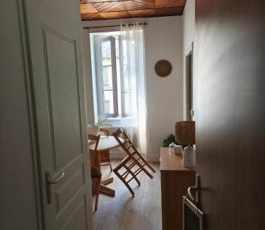 Cravant-les-Coteaux Bed & Breakfast | Les Chambres de Nelly