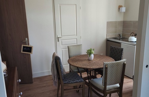 Cravant-les-Coteaux Bed & Breakfast | Les Chambres de Nelly