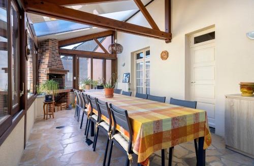 Laigne-en-Belin Bed & Breakfast | Les Chambres Du Circuit