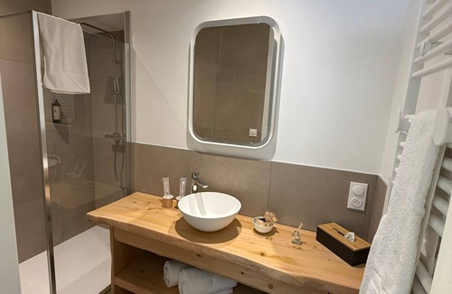 Saint-Paul en Jarez House | Les Chambres d'Hôtes du Château Eclosion