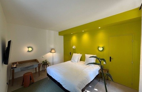 Saint-Paul en Jarez House | Les Chambres d'Hôtes du Château Eclosion