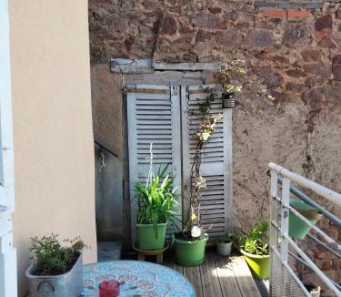Rodez Bed & Breakfast | Les Chambres Hautes d'Anastasia