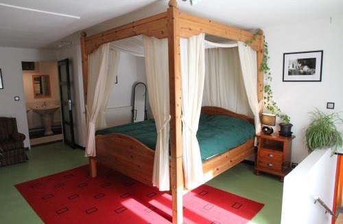 Travexin Bed & Breakfast | Les chambres noires