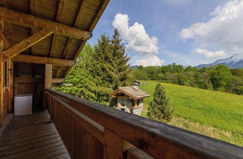 Marthod House | LES CHAMPERONS - MARTHOD