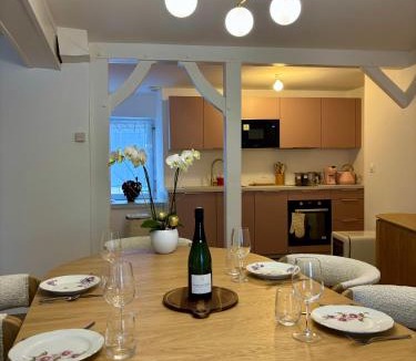 Brugny-Vaudancourt House | Les Chantereines