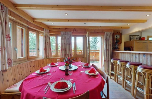 Les Mayens-de-Sion Ski Chalet | Les Chanterelles COSY & QUIET chalet 12 pers