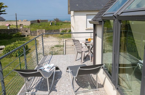 Brignogan-Plage Apartment | Les Chardons Bleus 2 by Interhome