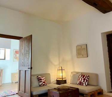 Jugy House | Les CHARMES