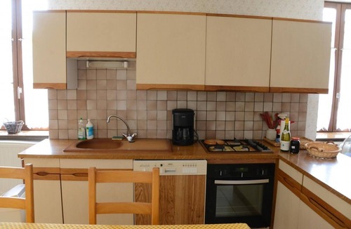 Lugny House | Les Charmes - Lugny - Gîte