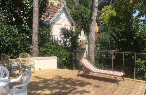 Rochecorbon House | Les Charmettes facing the Loire
