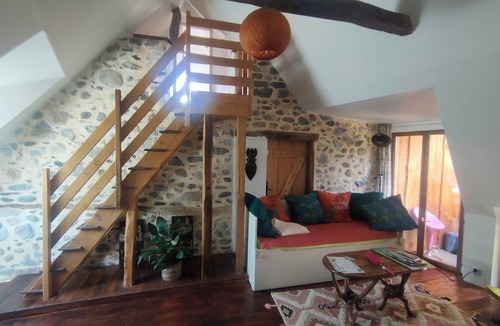 Les Bordes-sur-Lez House | Les Chatougoulis