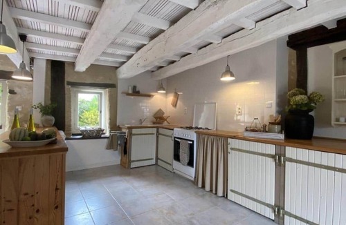 Salles-Lavalette House | Les Chauvins ensemble