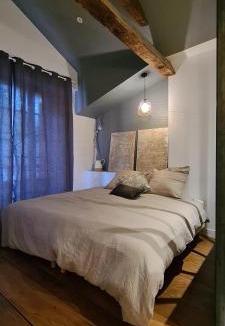 Saint-Jean-Pied-de-Port House | Les Chemins d'Elika