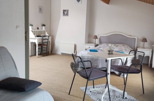 Chenay House | Les Chenêts