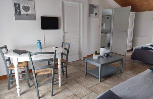 Chenay House | Les Chenêts