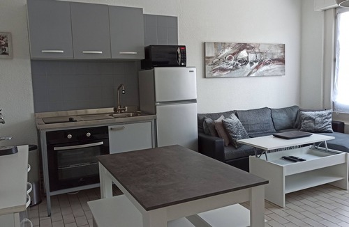 Lens Apartment | Les Chevalets II/University/Louvre/Bollaert