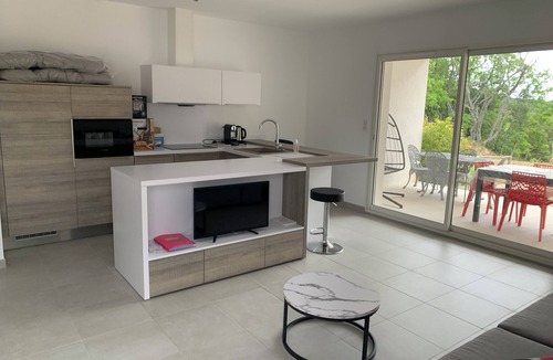 Baudinard-sur-Verdon Apartment | LES Cigales