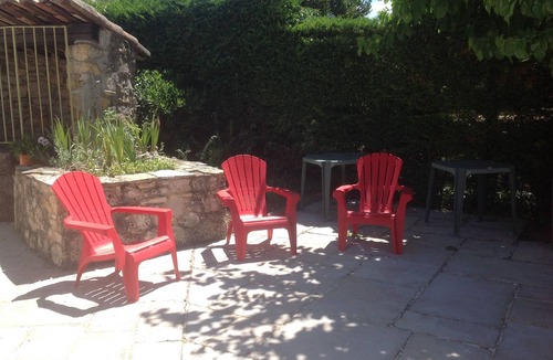 Grospierres House | Les Cigales Grospierres, gite Eglantier near Vallon pont d'Arc shared pool