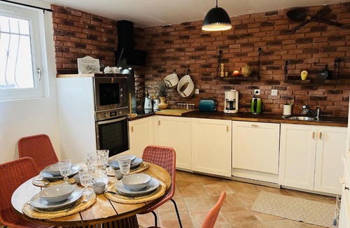 Mas-Saintes-Puelles Apartment | Les cigales - souplex cosy et calme