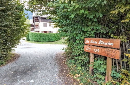 Saint-Gervais-les-Bains Apartment | Les cimes blanches by Interhome