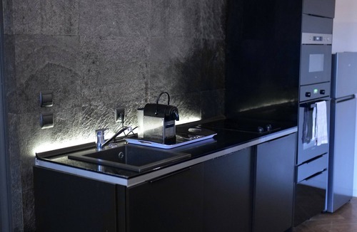 Bastide Saint-Louis Apartment | Les Cinq Lys