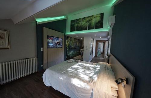 Montferrand-le-Chateau Apartment | LES CLEFS DU PARADIS avec SPA