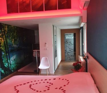 Montferrand-le-Chateau Apartment | LES CLEFS DU PARADIS avec SPA