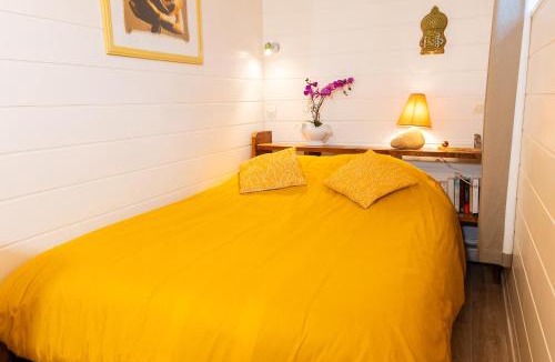 Saint-Tricat House | Les Colombes