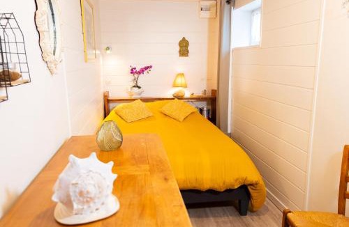 Saint-Tricat House | Les Colombes