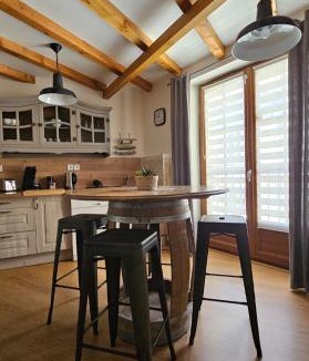 Bedoin Apartment | Les Cols du Ventoux - Appartement La Madeleine
