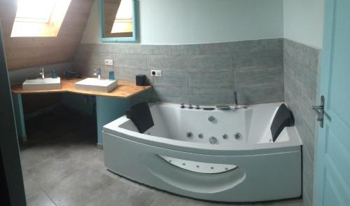 Saint-Etienne-de-Cuines Apartment | Les Combles - Saint Etienne de Cuines