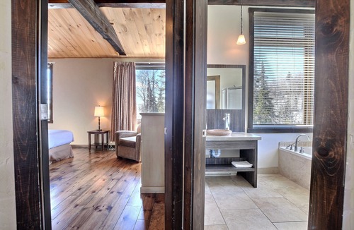 Saint-Michel-des-Saints Hotel | Les Condos du Lac Taureau