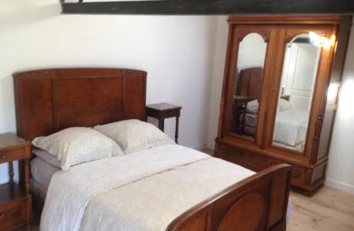 Duil-sur-le-Mignon House | Les Constellations, Sagittarius