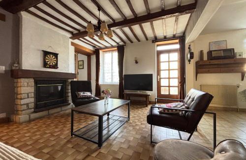 Le Molay-Littry House | Les continents maison spacieuse 4 belles chambres parking privatif terrasse à 5 mn à pied tous commerces et 20 mn plage Omaha Beach et à 15 mn de Bayeux