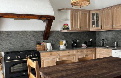 Saint-Julien-d'Arpaon Cottage | Les Copains à Bord - Estragon cottage