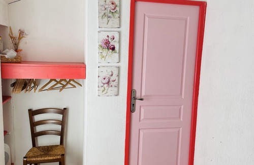 Saint-Julien-d'Arpaon Bed & Breakfast | Les Copains à Bord - The Point Sublime Room