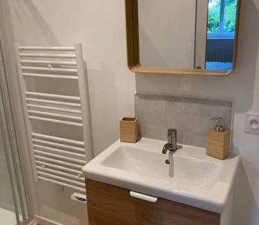 Hamars House | Les Coquelets