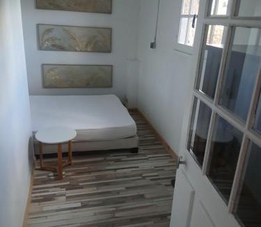 Maimbeville Apartment | Les Coquelicot