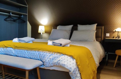 Houdan Bed & Breakfast | Les coquelicots - Chambre Alex