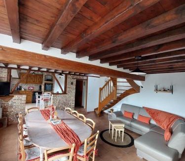 Lacres House | Les Coquelicots