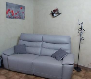 Pompejac House | Les Coquelicots