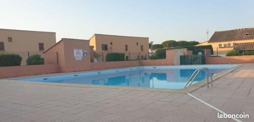 Saint-Cyprien Plage Apartment | Les Coralines - Jolie villa de vacances - Piscine - Wifi - Clim