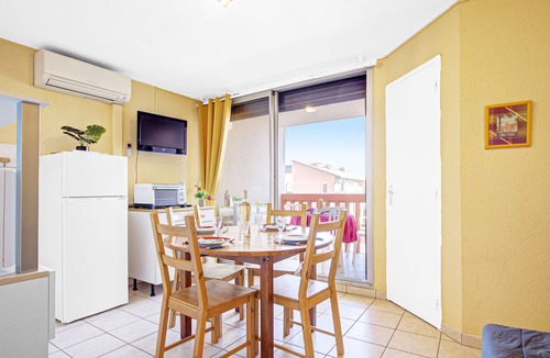 Les Arenes Apartment | Les Coraux by Interhome