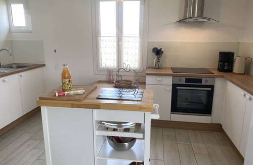 Anneville-sur-Mer House | Les Cordylines by Interhome