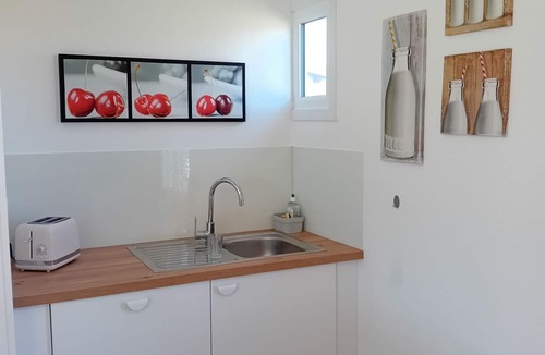 Anneville-sur-Mer House | Les Cordylines by Interhome