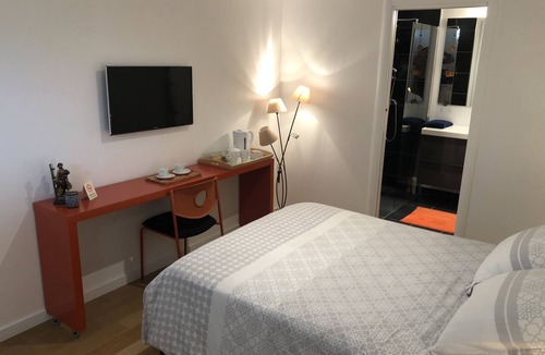 Charnay-les-Macon Bed & Breakfast | Les Crays De Levigny