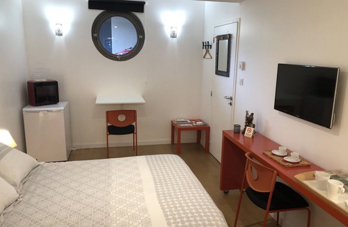 Charnay-les-Macon Bed & Breakfast | Les Crays De Levigny
